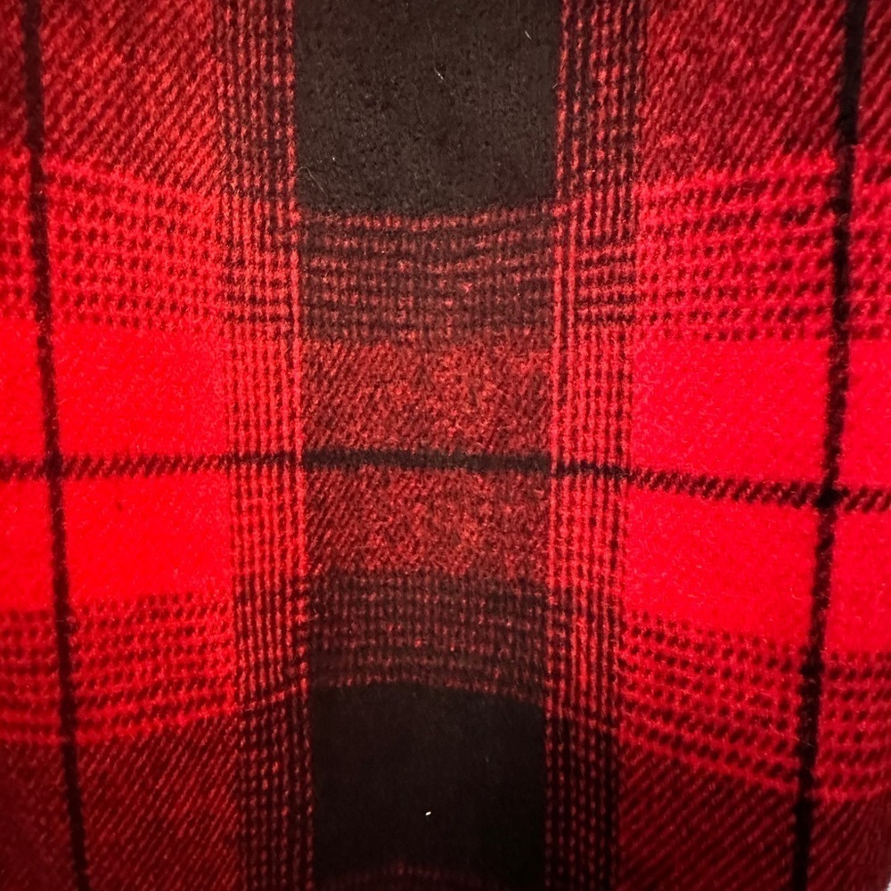 Old Navy Hunter plaid Red & Black Shacket MP - Picture 5 of 8